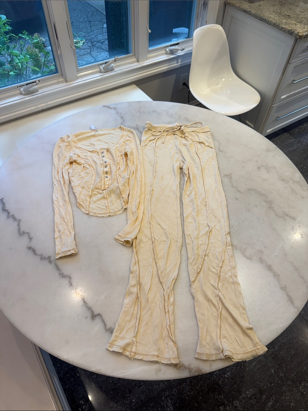 NWOT Out from under Cream Ribbed flare-Leg Lounge set